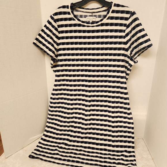 Madewell Dresses & Skirts - Madewell Texture & Thread Velvet Striped Ribbed Tee Dress Sz XL